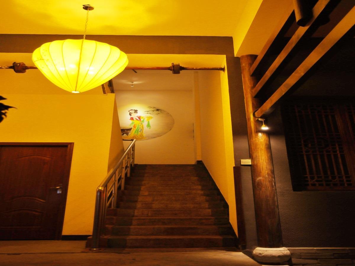 Renli Hotel Chengdu Exterior foto